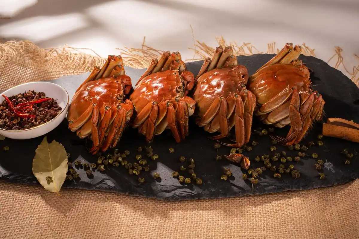 醉蟹日销破万盒？智能包装机如何让非遗美食逆袭高端生鲜赛道