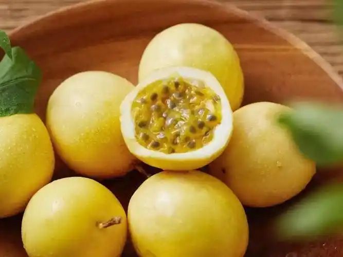 1732936082422479.jpg 百香果01.jpg