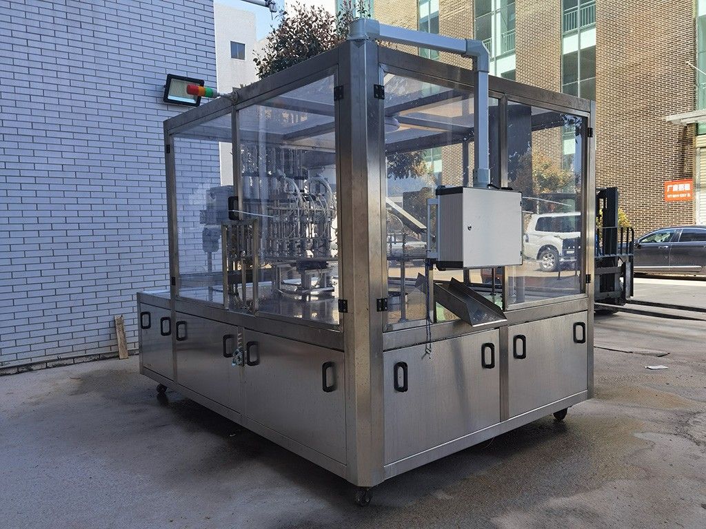 1764832918711738.jpg LG-620 斜嘴袋灌装旋盖机(小).jpg